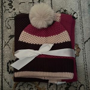 Loft hat & scarf combo